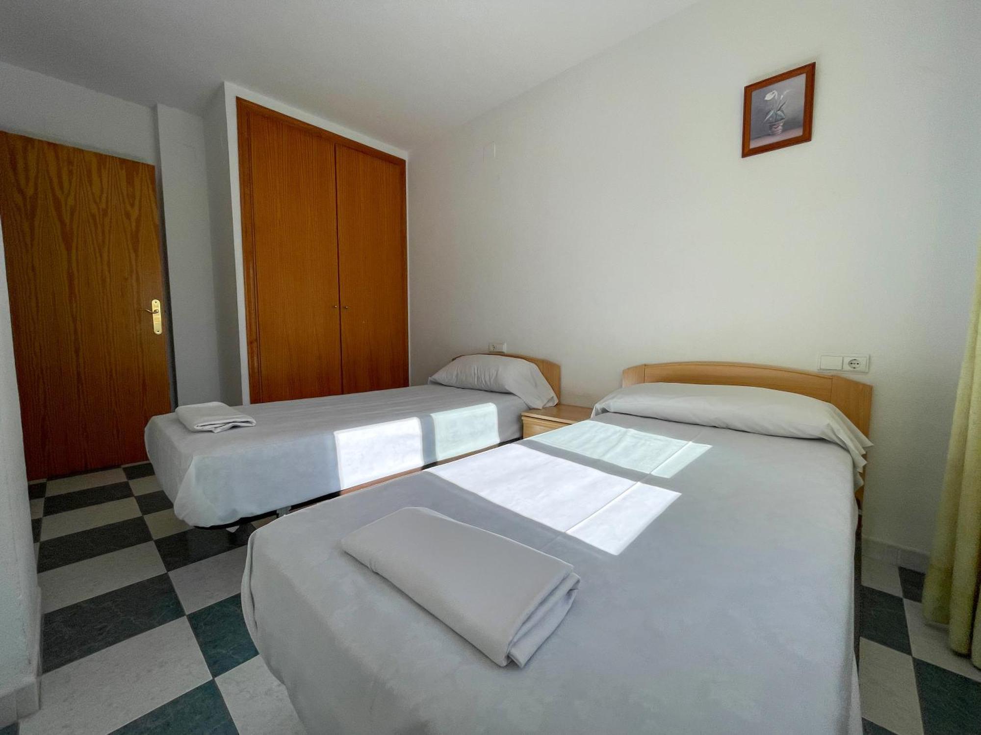 Apartamentos Bonaire 3000 オロペサ・デル・マール エクステリア 写真